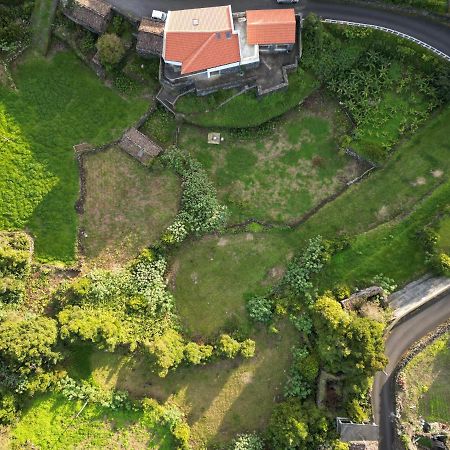 לינה וארוחת בוקר לאז'ס דו פיקו Casa Dos Caldeiras מראה חיצוני תמונה