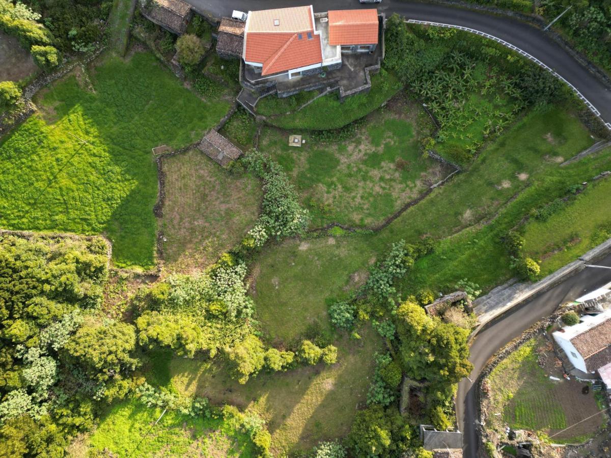 לינה וארוחת בוקר לאז'ס דו פיקו Casa Dos Caldeiras מראה חיצוני תמונה